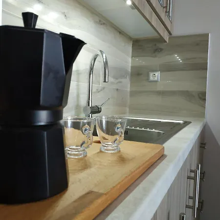 アパート Summer House Athánion